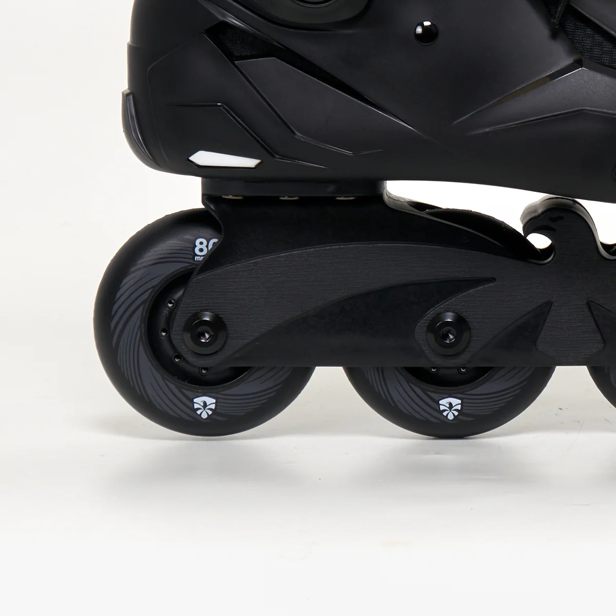 Flying Eagle Shrike Lite Skates - (formally X1 Shrike) - Black - Image 4