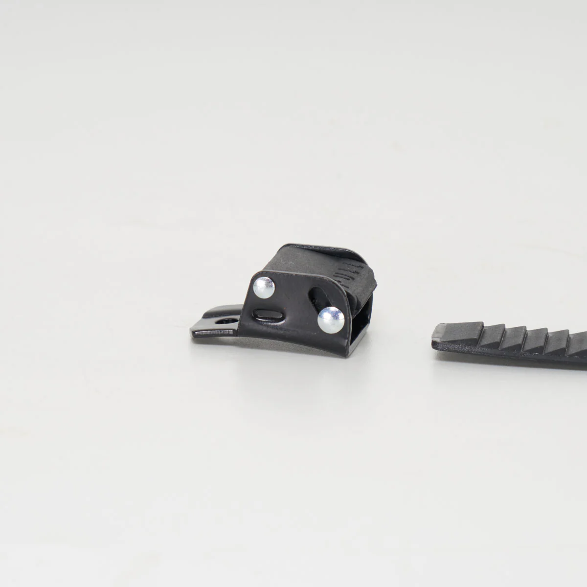 Razors Buckle Receiver - Image 4
